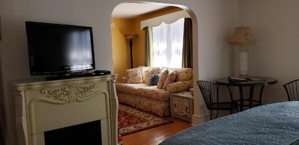 Battlefield Bed & Breakfast image 13